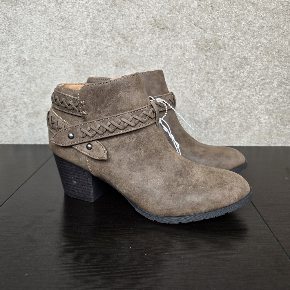 Indigo Rd. Boho - Chic Irskarlet Ankle Booties Brown Buckle Women's Size 7M